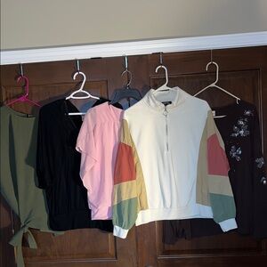 Women’s Size L Bundle 5 Various Tops